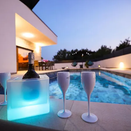 Holiday home Villain By Interhome